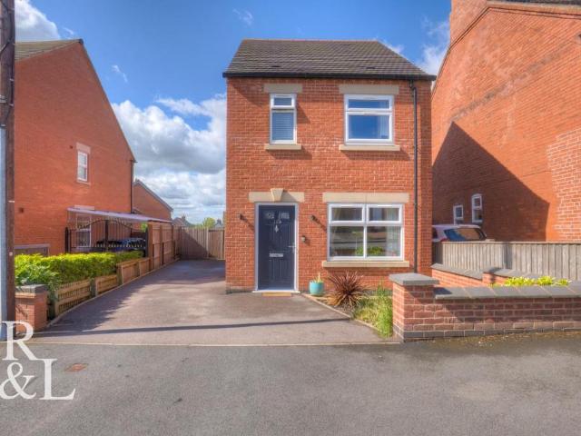 House for sale in Oakthorpe, Leicestershire