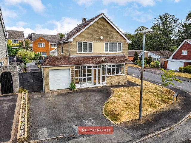 House for sale in Stourbridge, West Midlands