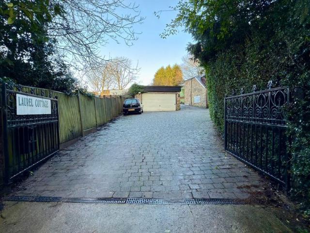 House for sale in Brackenfield, East Midlands