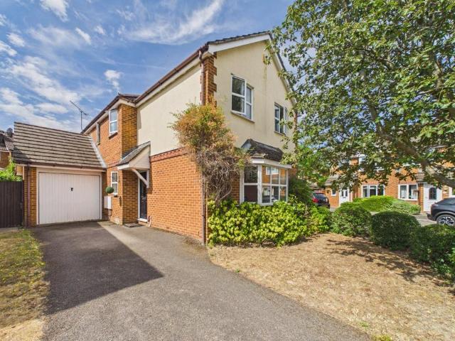 House for sale in Binfield