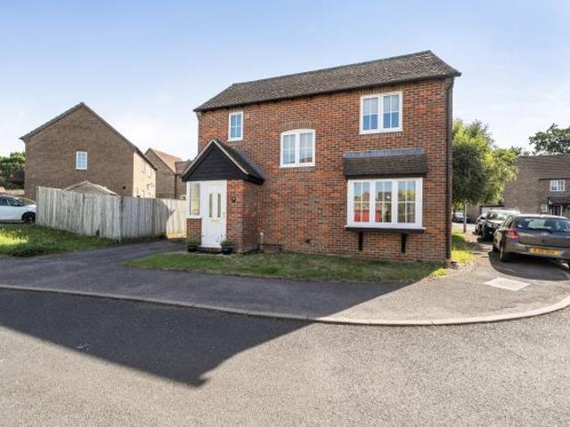 House for sale in Thatcham, West Berkshire