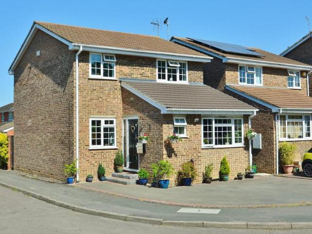 House for sale in Berrick Salome, Oxfordshire