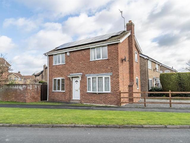 House for sale in Barlby, North Yorkshire