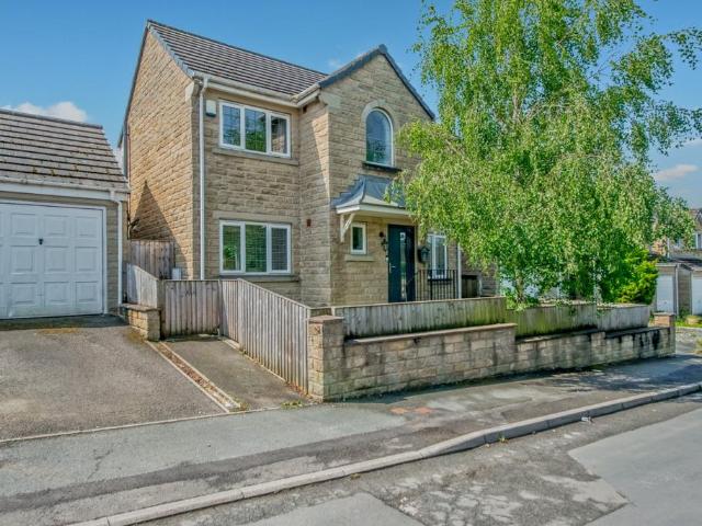 House for sale in Cleckheaton, West Yorkshire