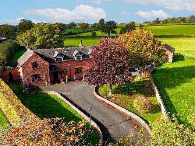 House for sale in Woodcock Heath, East Staffordshire