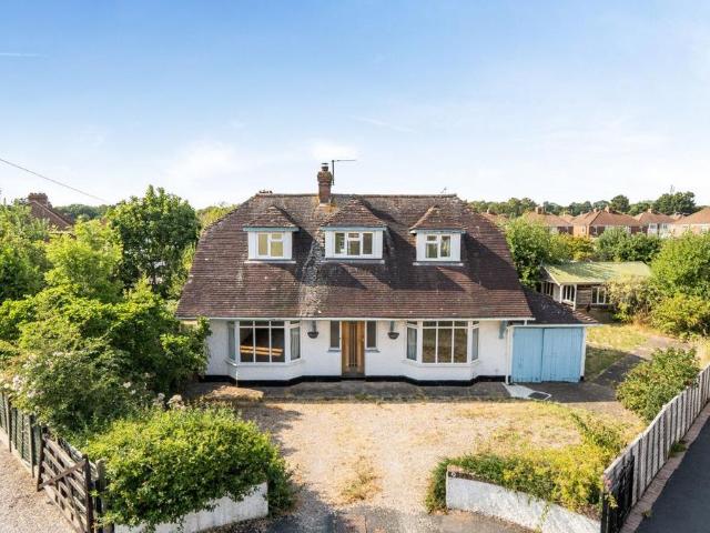 House for sale in Watergate, Devon