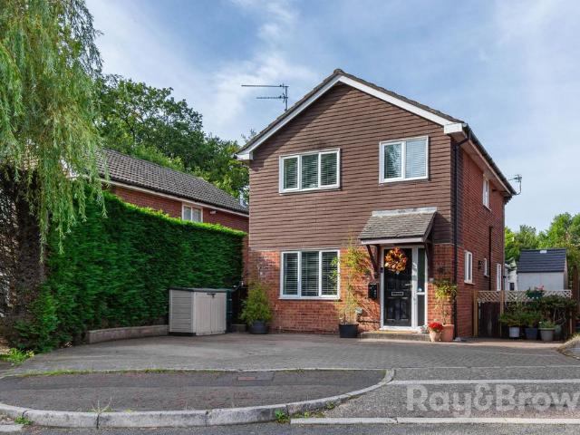 House for sale in Thornhill, Cardiff