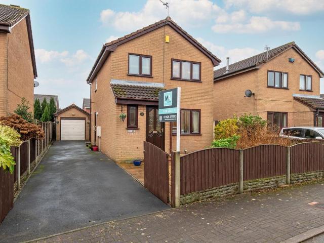 House for sale in Burtonwood and Westbrook, Warrington
