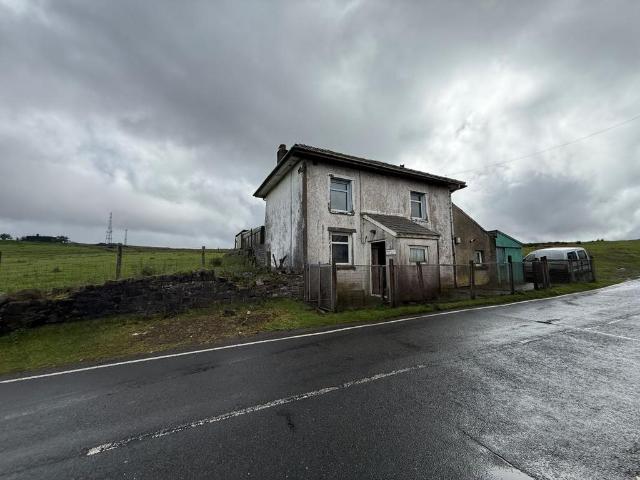House for sale in Mountain Air, Vale