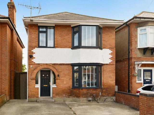 House for sale in Talbot Village, Bournemouth