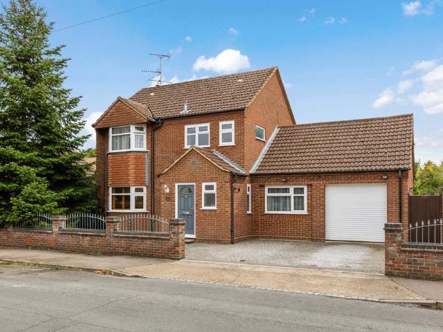 House for sale in Fishers Green, Stevenage