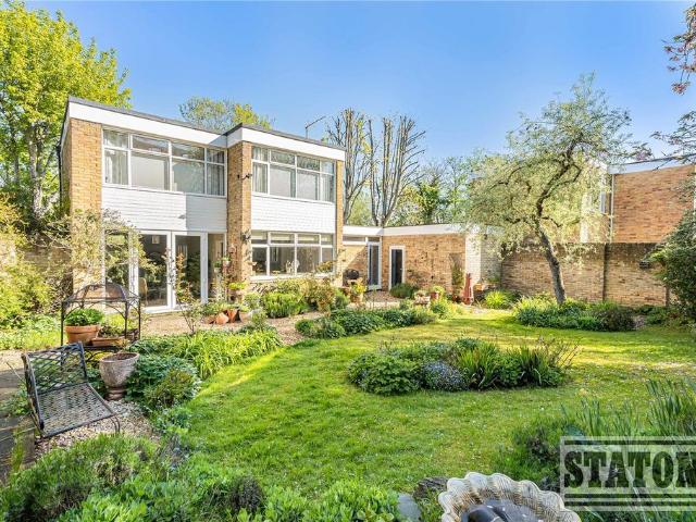 House for sale in Hadley Wood, Isle Of Man