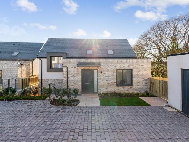 House for sale in Chillington, Strode
