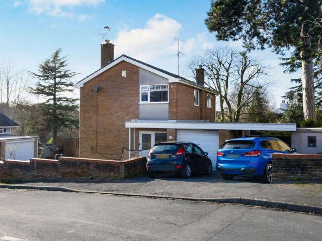 House for sale in Ewens Farm, Golden Valley