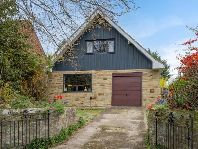 House for sale in Westfield, High Field