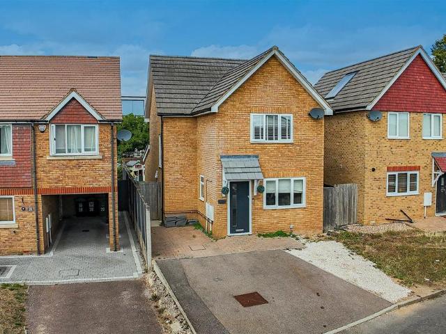 House for sale in Pouchen End, Hertfordshire