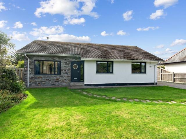 House for sale in Treveglos, St Merryn