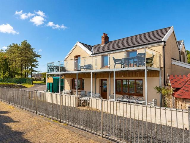 House for sale in Ferryside, Wales