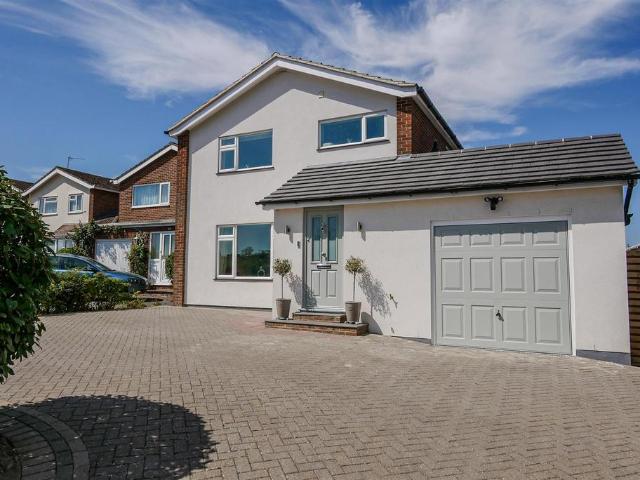 House for sale in Berrick Salome, Oxfordshire