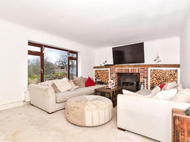 House for sale in Midway, Kent