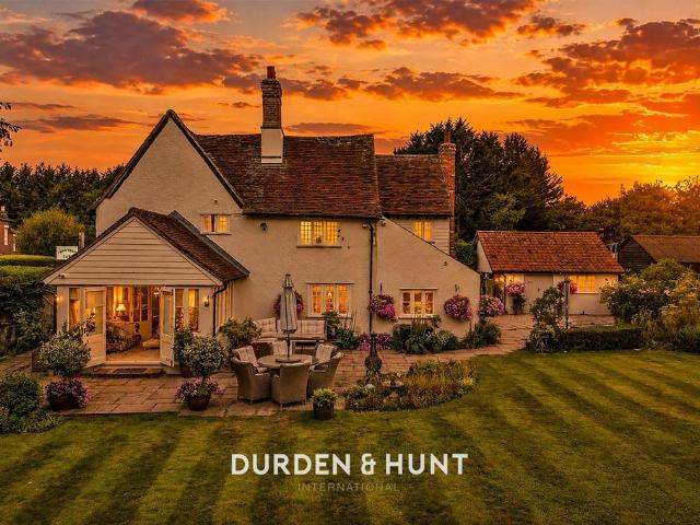 House for sale in Abbess, Beauchamp and Berners Roding, Epping