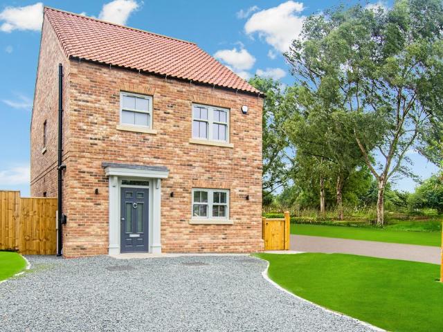 House for sale in Flawith