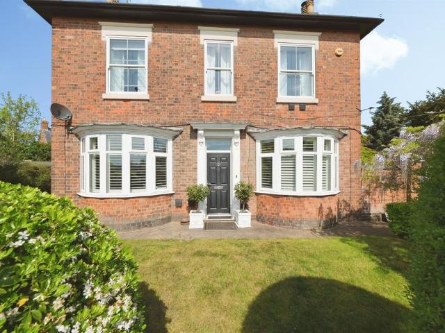 House for sale in Beamhurst, Staffordshire
