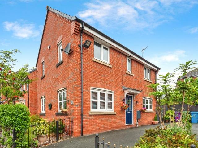 House for sale in Cabbage Hall, Calderstones