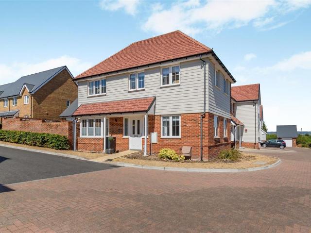 House for sale in Midway, Kent