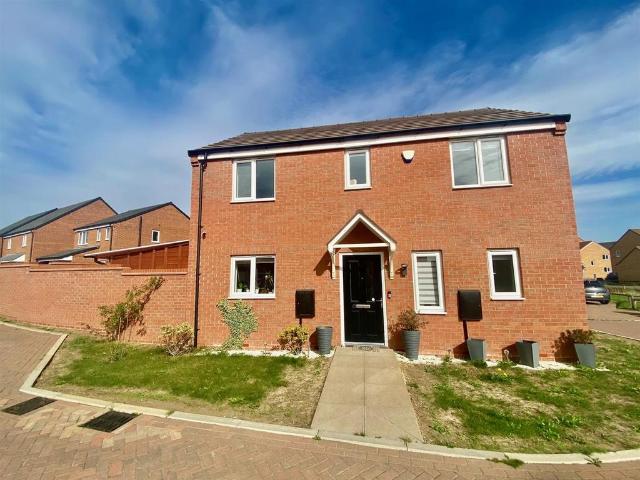 House for sale in Cardea, Peterborough