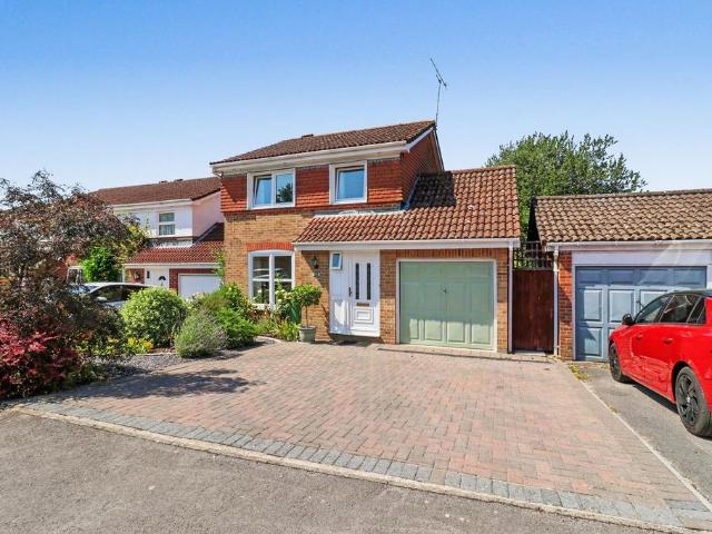 House for sale in Fair Oak and Horton Heath, Helford