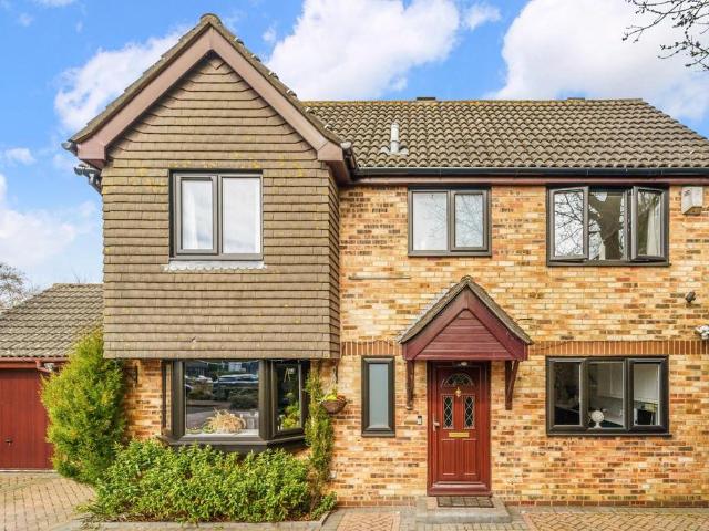 House for sale in Red Hill, Surrey