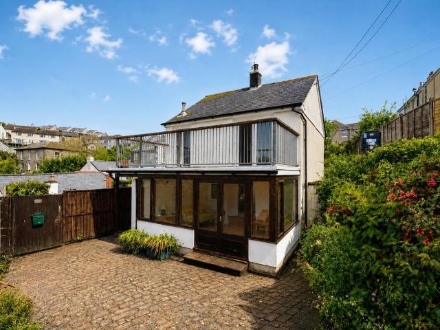 House for sale in Polruan, Cornwall