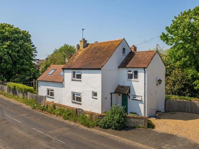 House for sale in Littlecote, West Sussex