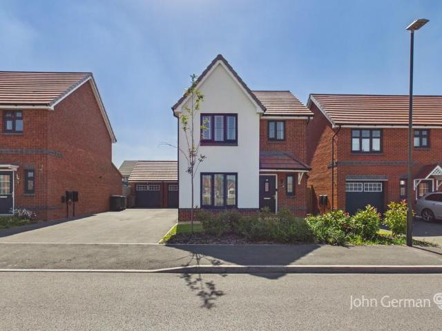 House for sale in Drakelow Park, Egginton