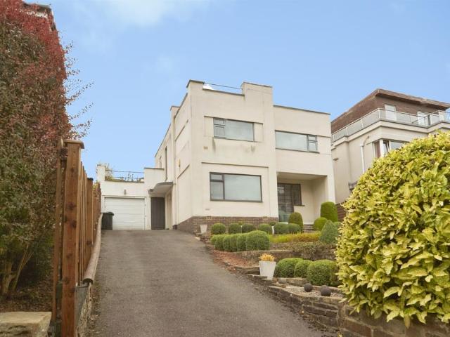 House for sale in Cottingley, Bradford
