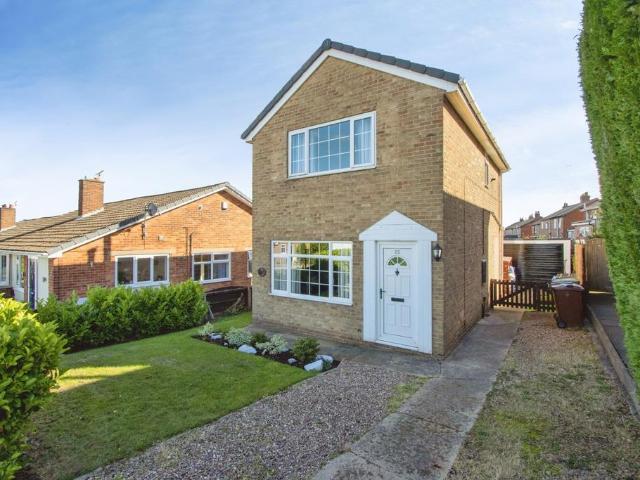 House for sale in Netherton, Wakefield