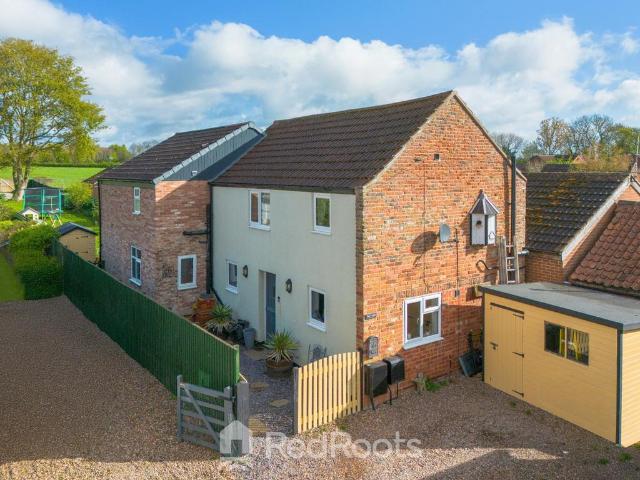 House for sale in East Lound, North Lincolnshire