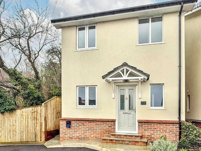 House for sale in Wyke Regis, Weymouth