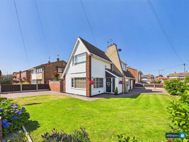 House for sale in Hatfield, South Yorkshire
