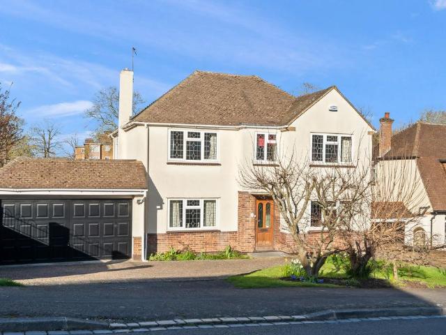 House for sale in Carshalton Beeches, Greater London