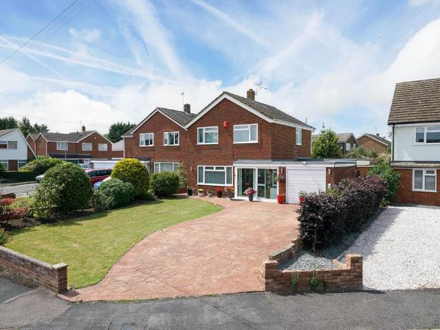 House for sale in Bedgrove, Aylesbury