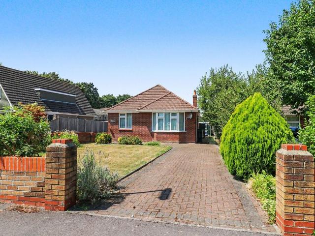 House for sale in Horton Heath, Helford