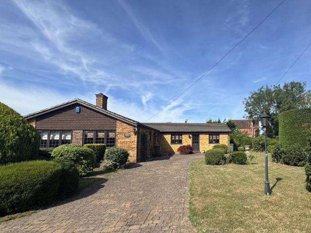 House for sale in Midway, Kent
