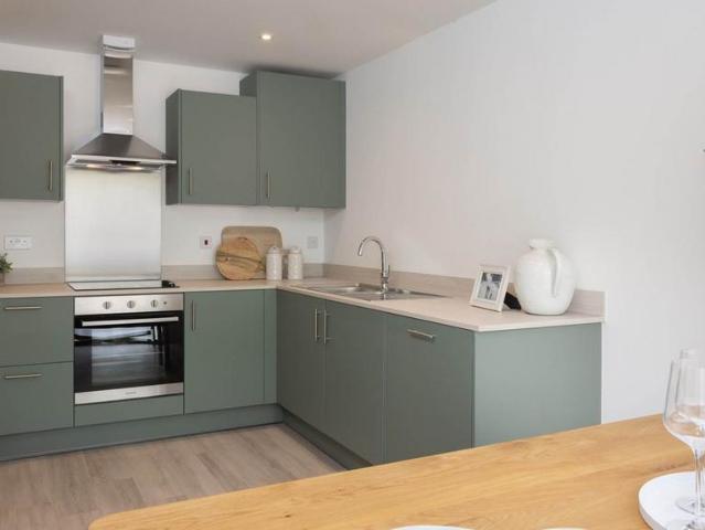 House for sale in Littlecote, West Sussex