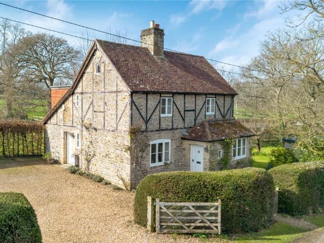 House for sale in Horsham, West Sussex