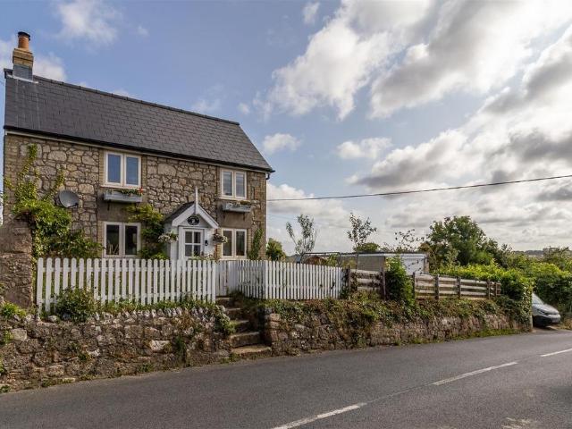 House for sale in Newbridge, Shalfleet