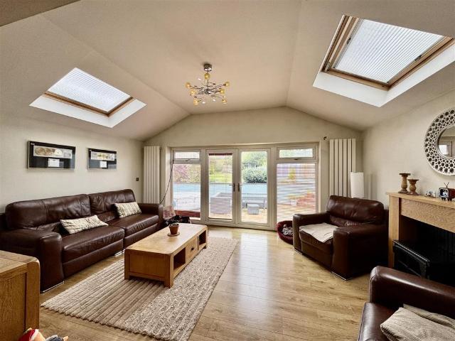 House for sale in Cwmamman, Glanamman
