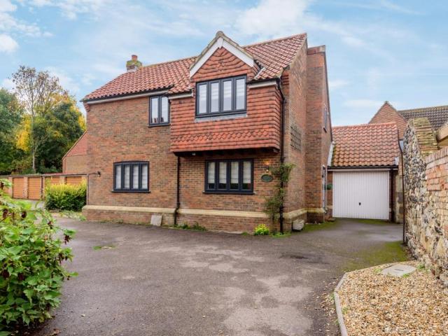 House for sale in Sandwich, Ash