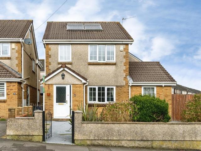 House for sale in Gorseinon, Wales